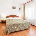 House Zizkov 3* Prag