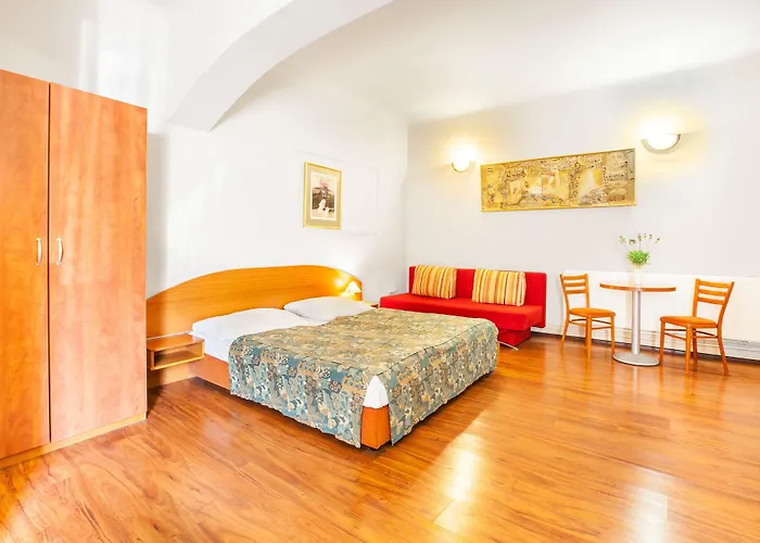 Ξενοδοχείο House Zizkov 3*