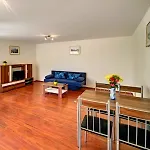 House Zizkov 3* Прага