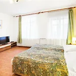 House Zizkov 3* Прага