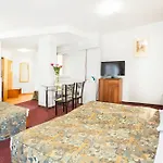 House Zizkov 3* Прага