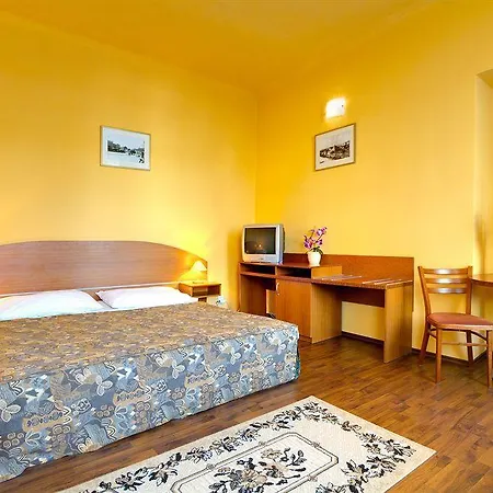House Zizkov Hotel Praga