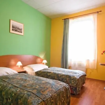 House Zizkov Otel Prag